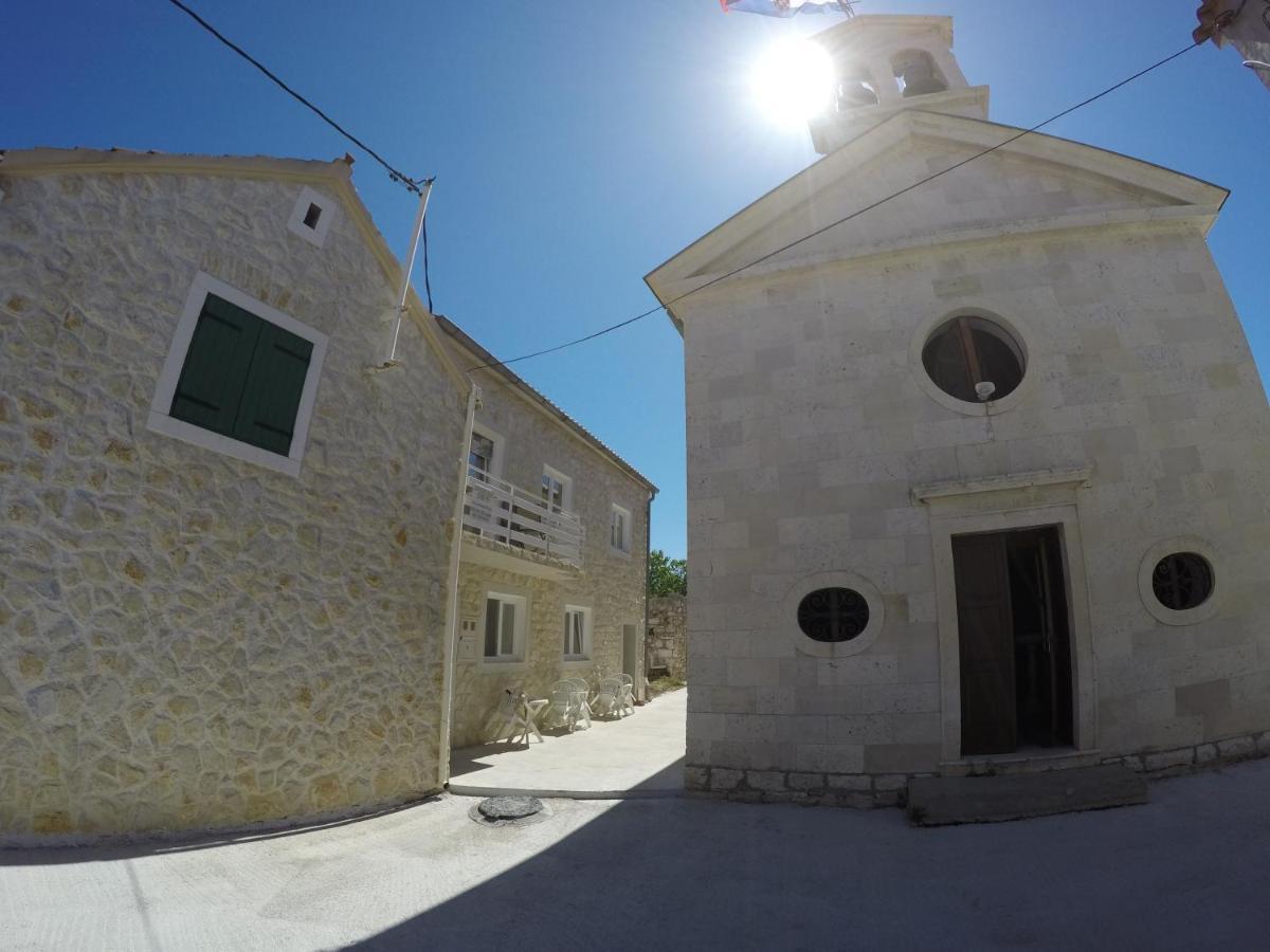 Apartments And Rooms By The Sea Bibinje, Zadar - 6199 Экстерьер фото