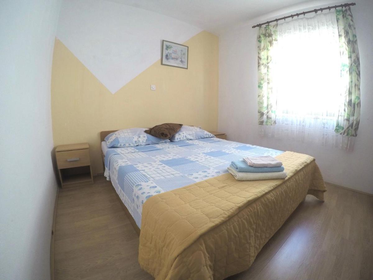 Apartments And Rooms By The Sea Bibinje, Zadar - 6199 Экстерьер фото